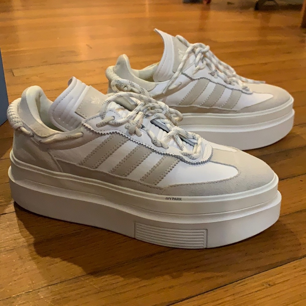 IVY PARK x adidas platform sneakers. 8.5M. New. Never worn. Comes with box.